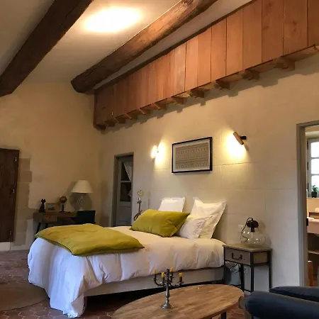 Mas De Varangle Bed & Breakfast Montaren-et-Saint-Mediers