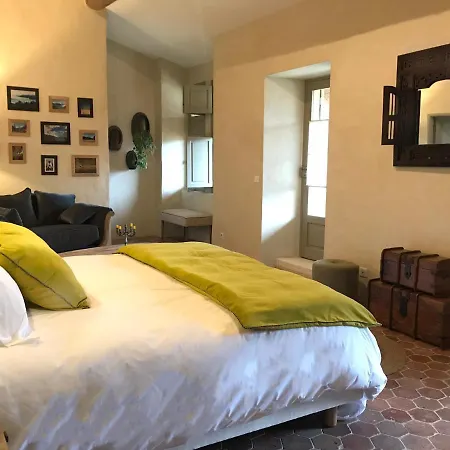 Bed & Breakfast Mas De Varangle
